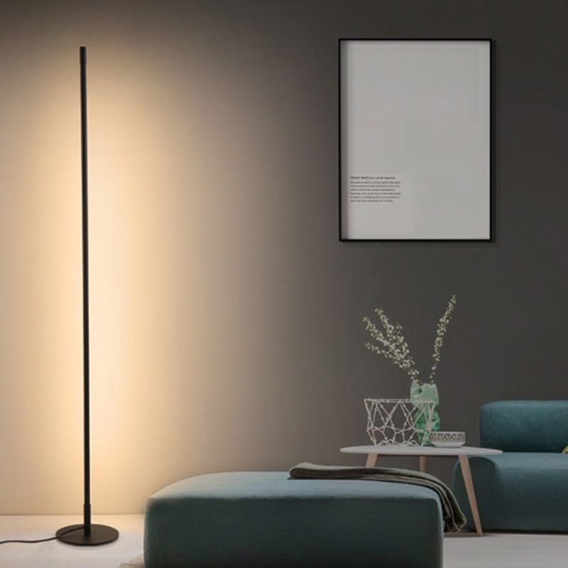 Mira Modern Minimalist Linear Floor Lamp — product view 3