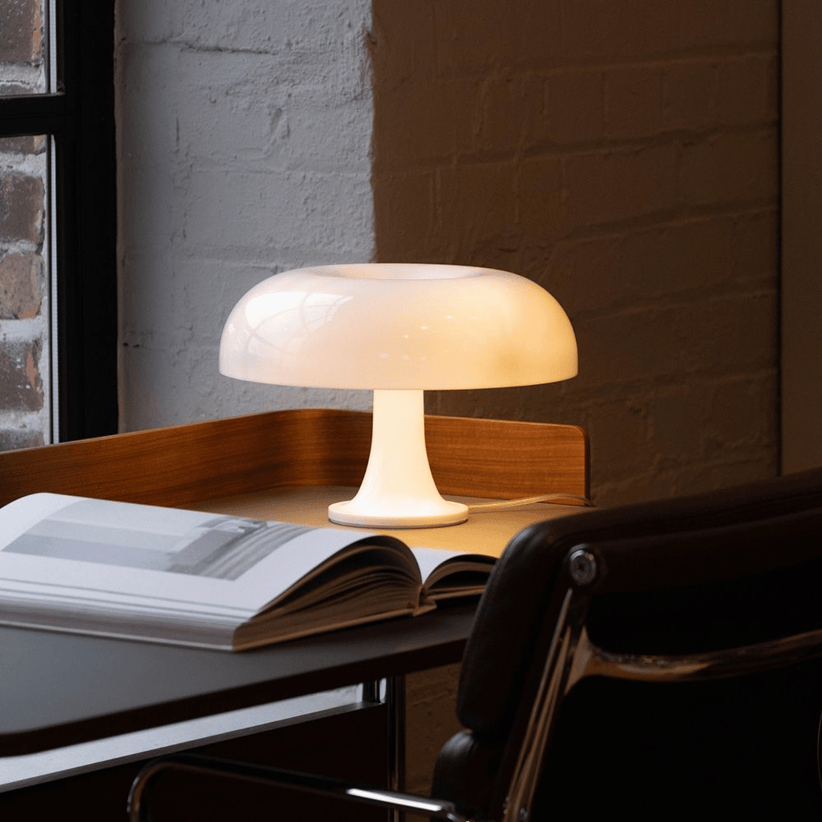 Retro Bedside Table Lamp Warm Ambient LED Living Room Decorative — product view 3