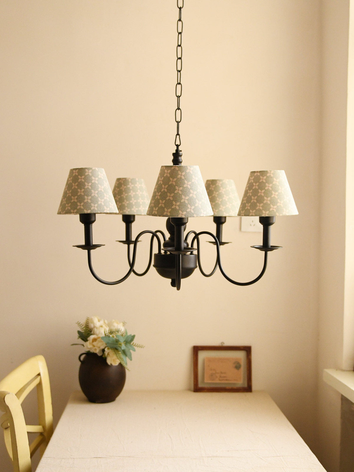 Aoni Floral Arm Chandelier — product view 3