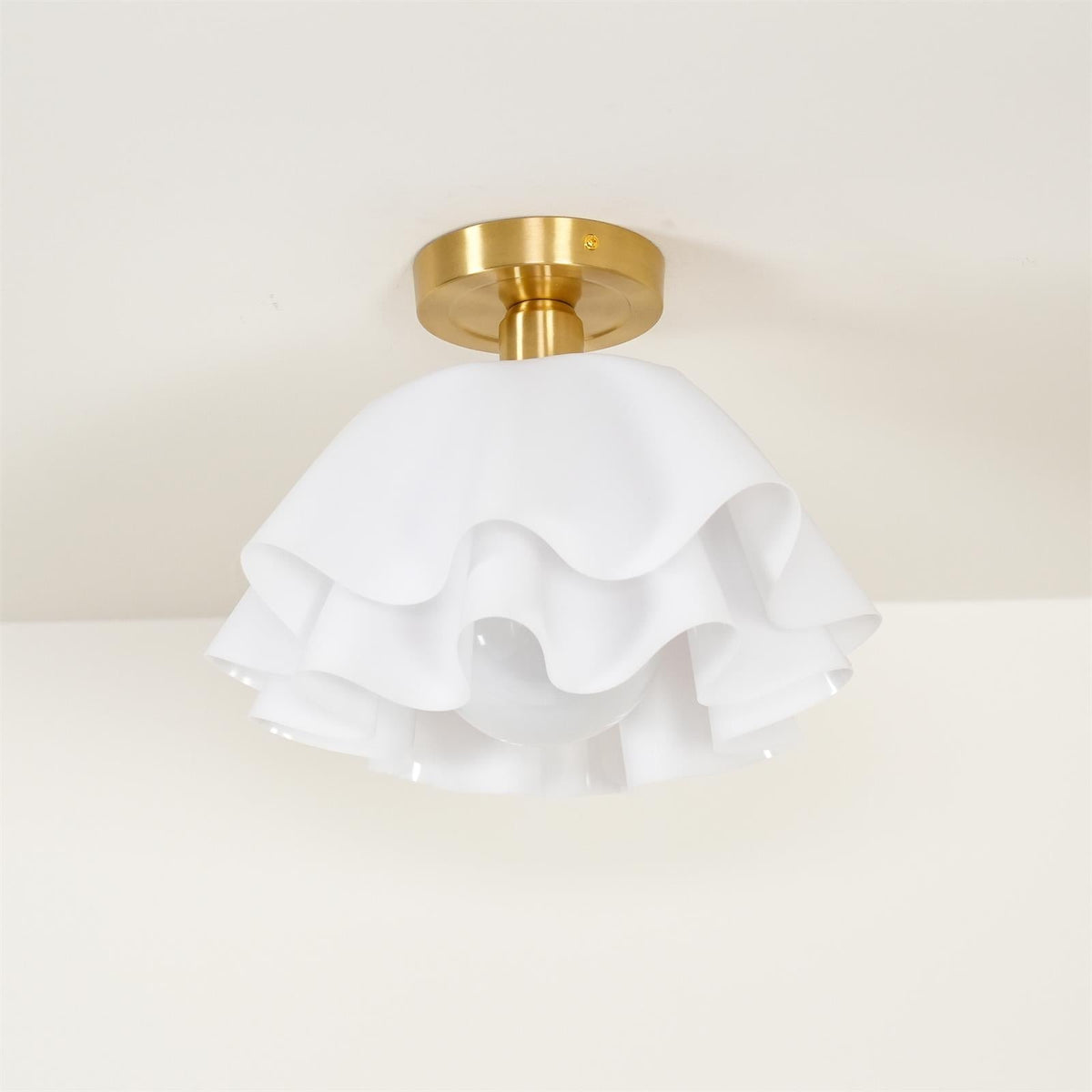 Menro Ceiling Light Flower-Shape — product view 3