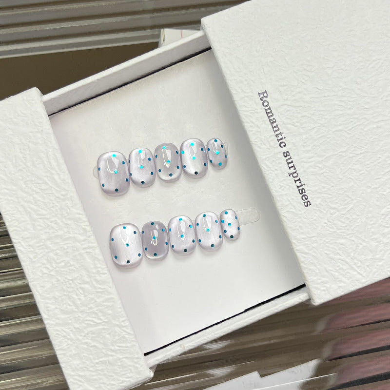 Decorative Press-On Nail Set with Romantic Accents — product view 1