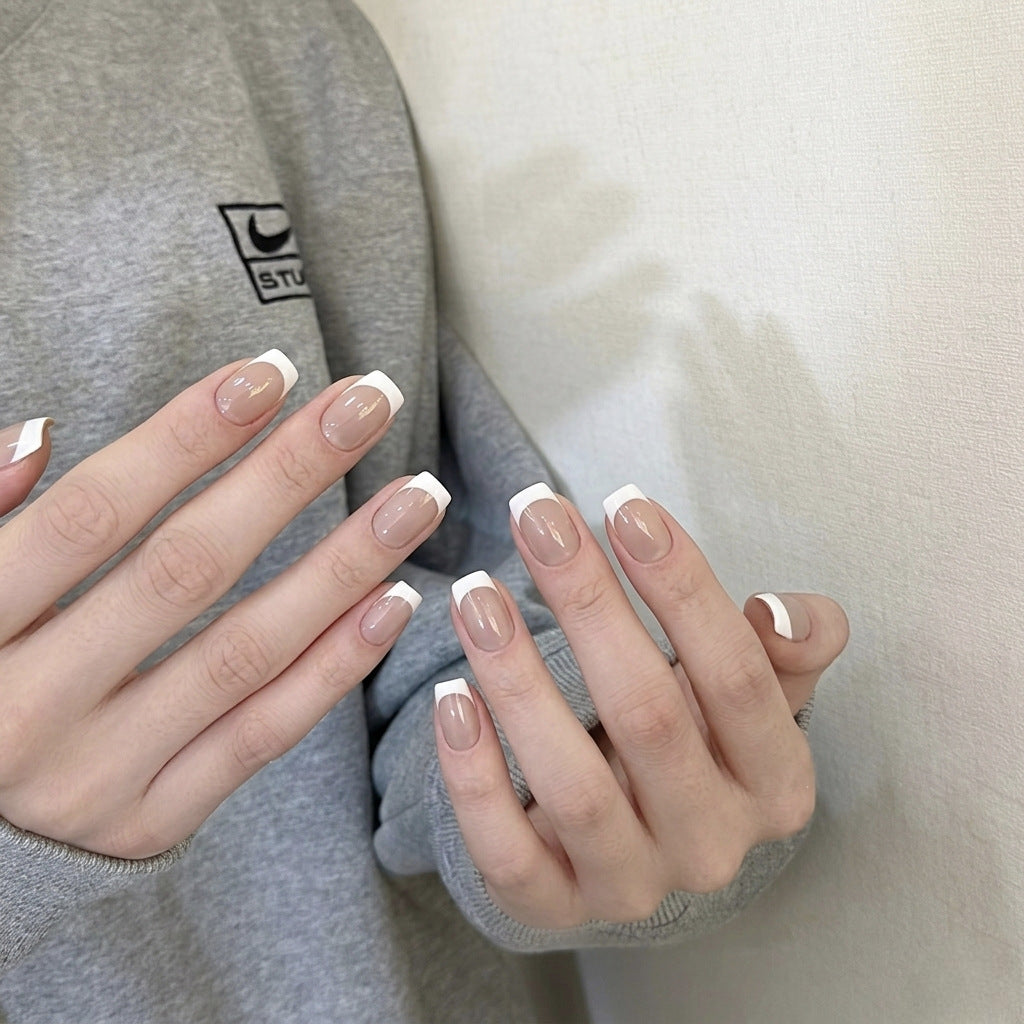 French Tip Press-On Nails — product view 3