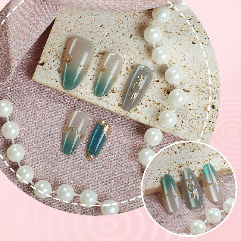 Artistic Gradient Press-On Nails — product view 3