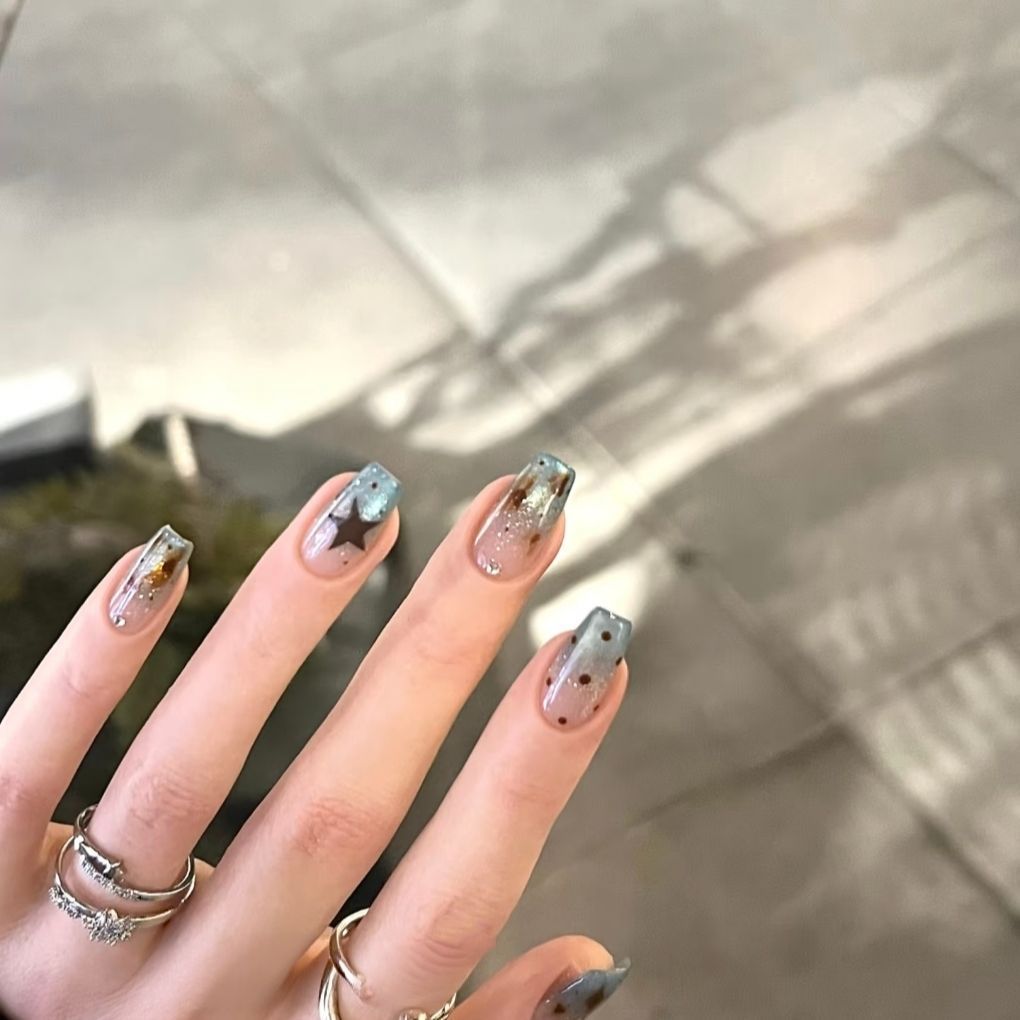 Artistic Gel Nail Extensions — product view 3