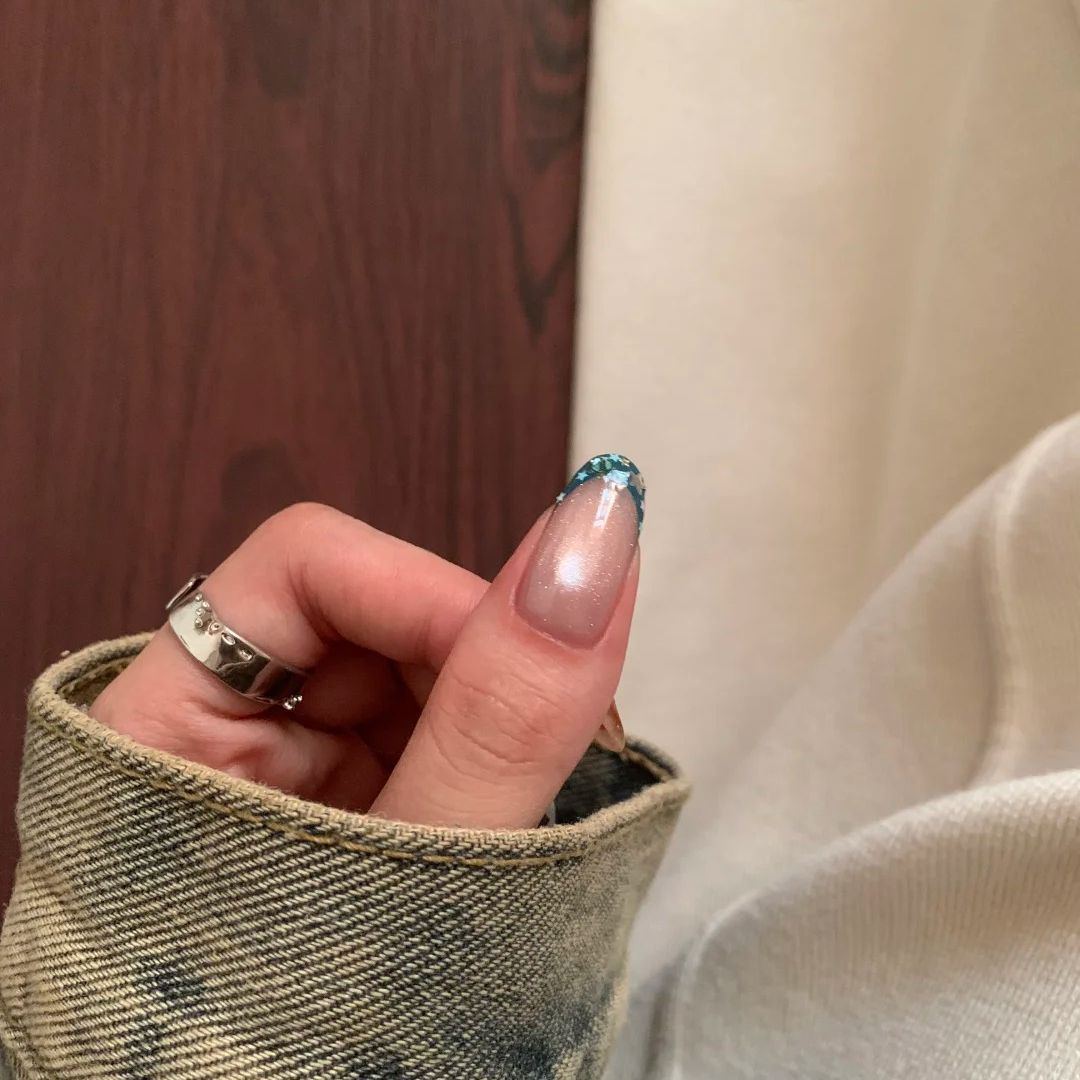 Artistic Multi-Design Nail Art Extensions — product view 4