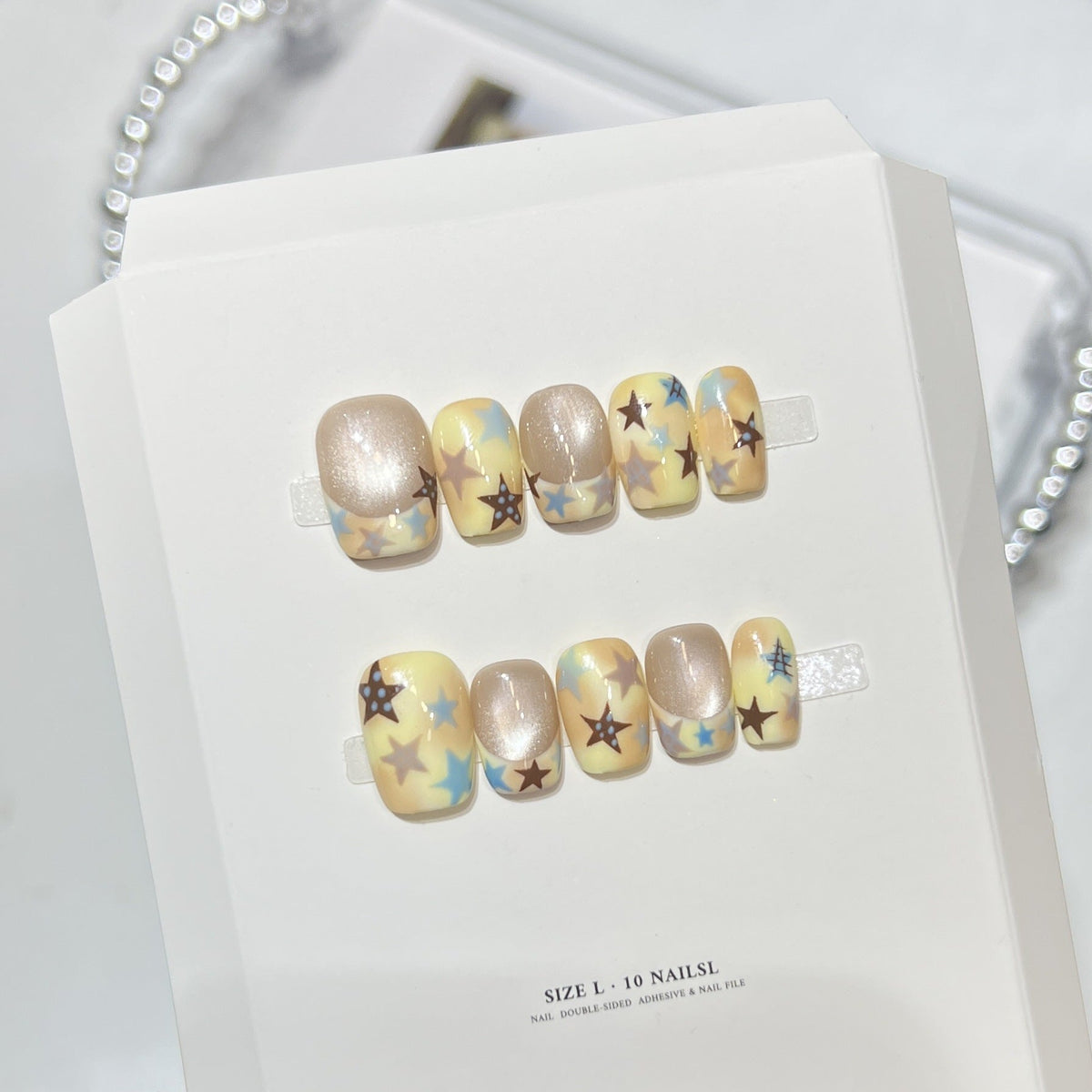 Artistic Star-Patterned Press-On Nails — product view 2