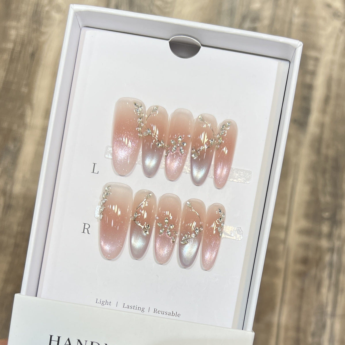 Elegant Reusable Acrylic Nail Set — product view 4