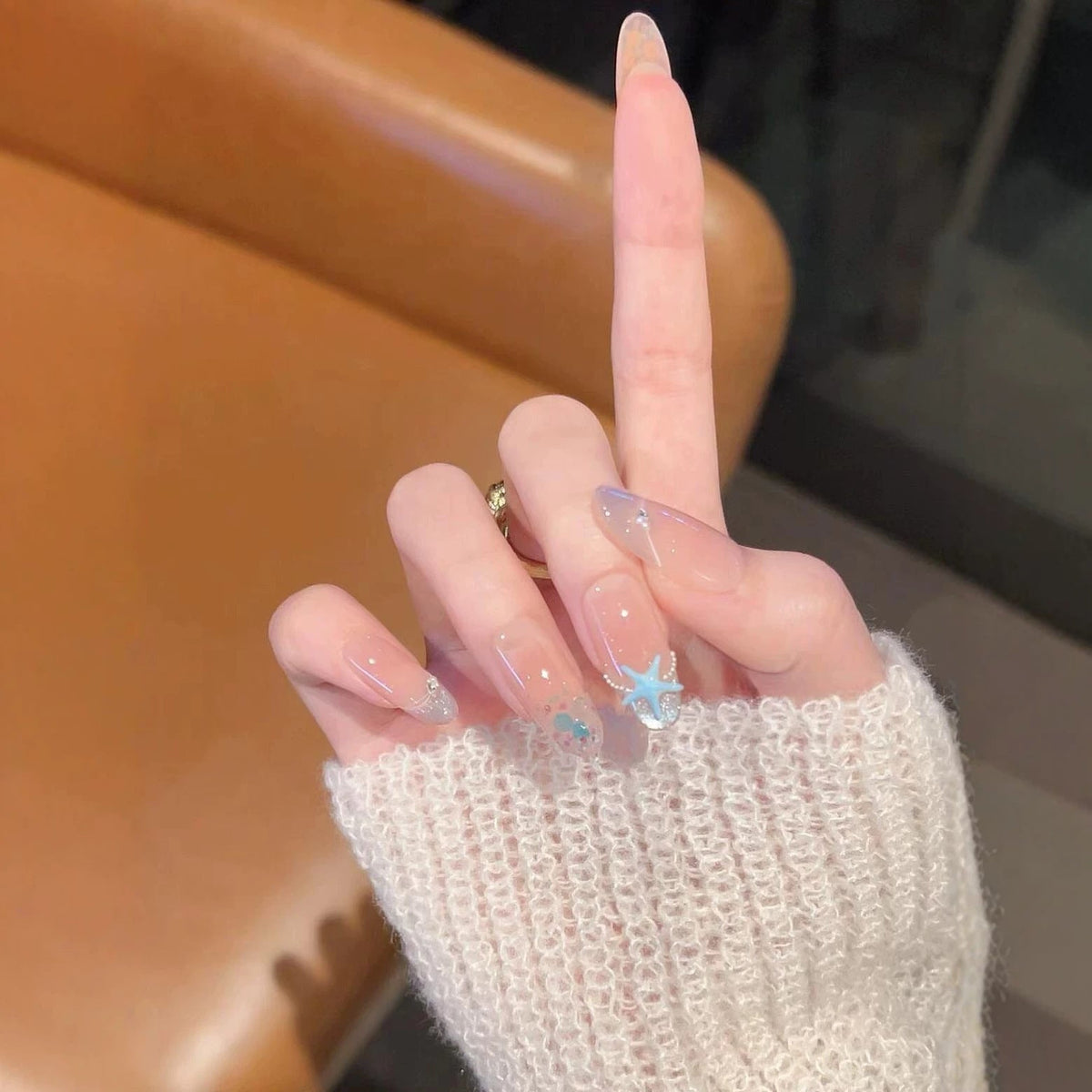Artistic 3D Nail Art Extensions — product view 2
