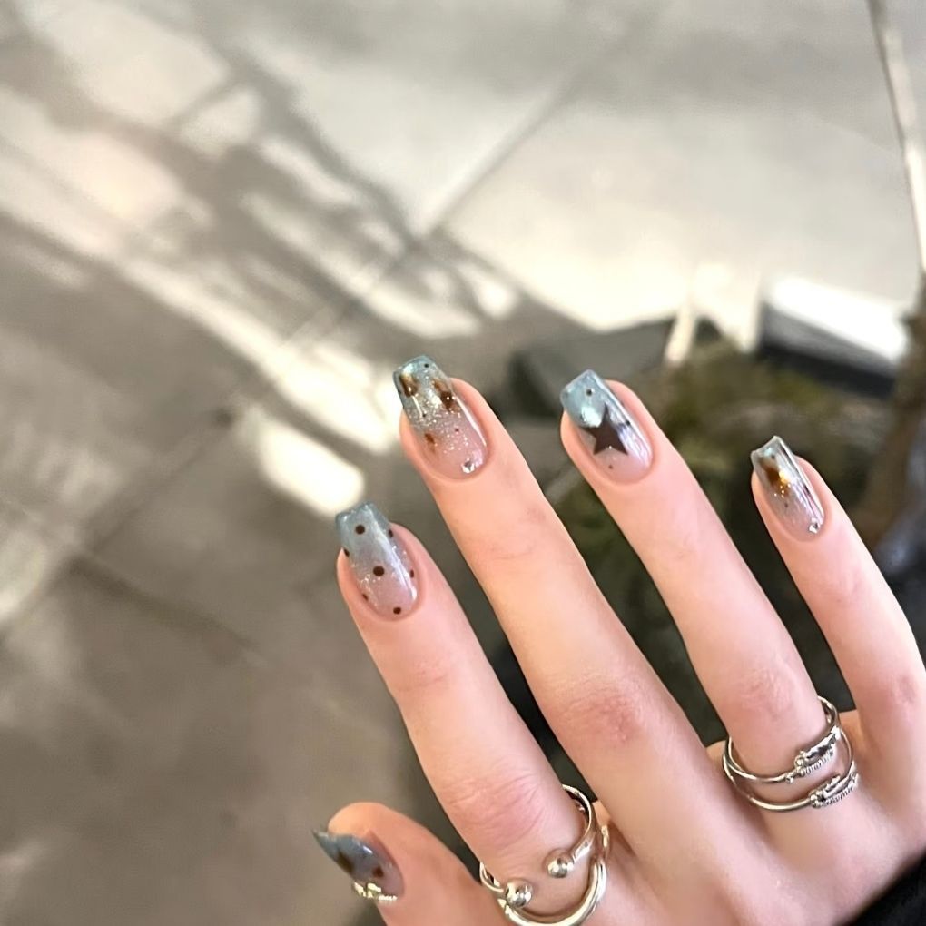 Artistic Gel Nail Extensions — product view 4