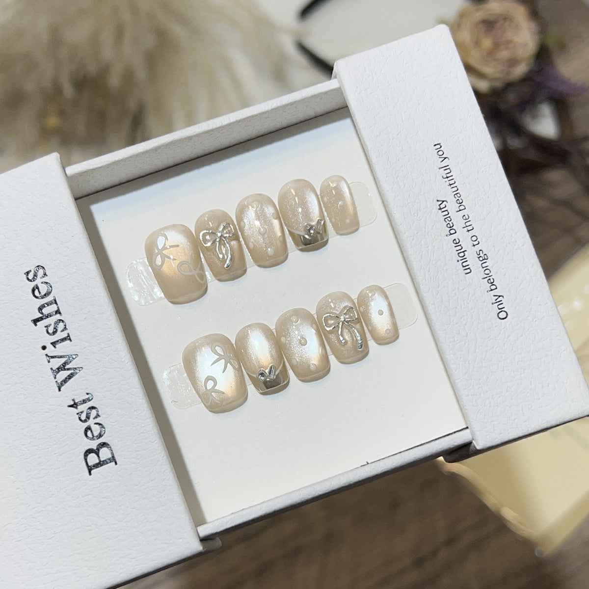 Elegant Themed Press-On Nail Set — product view 1