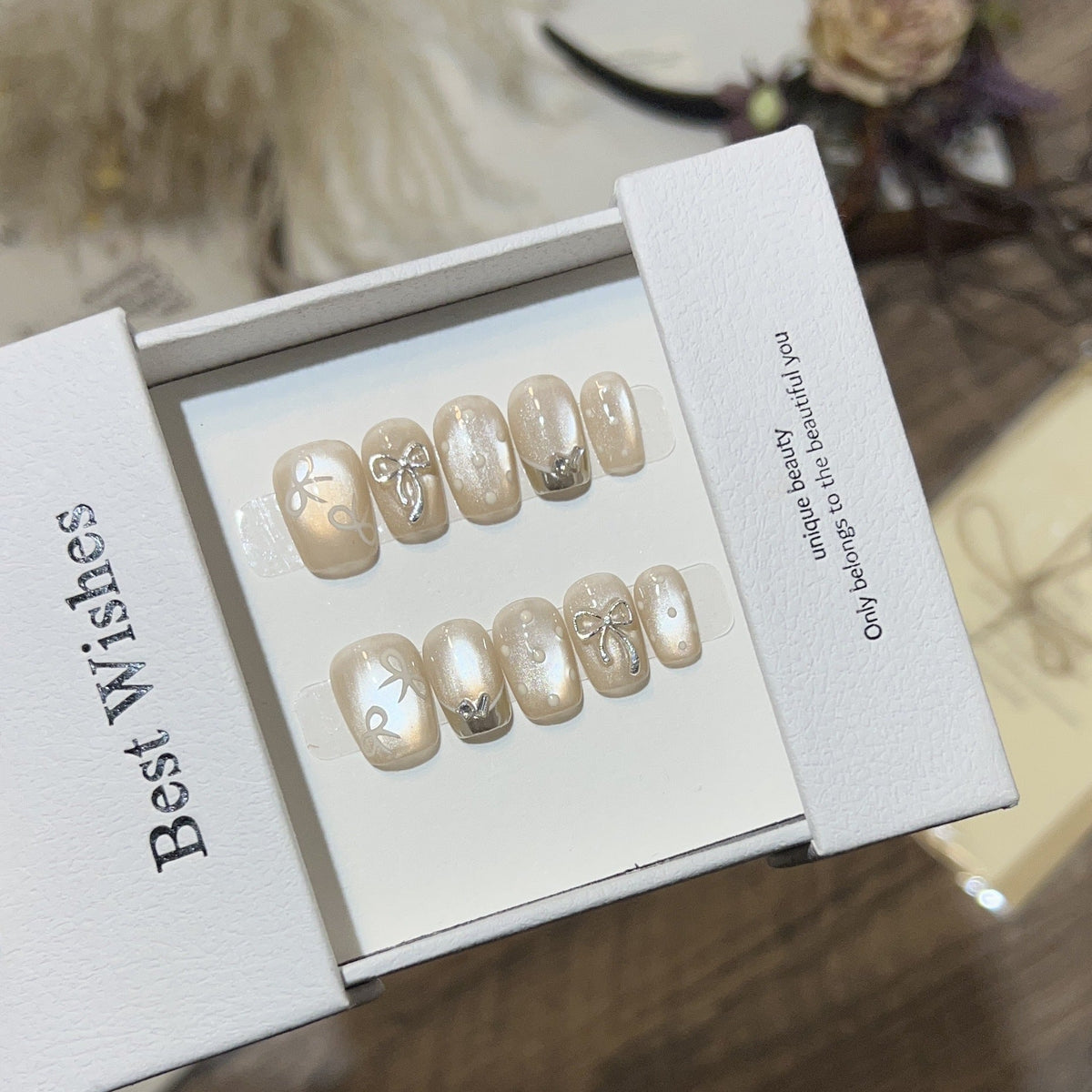 Elegant Themed Press-On Nail Set — product view 4