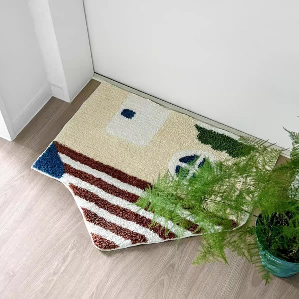 Decorative House-Shaped Bath Mat Bowlift — product view 3