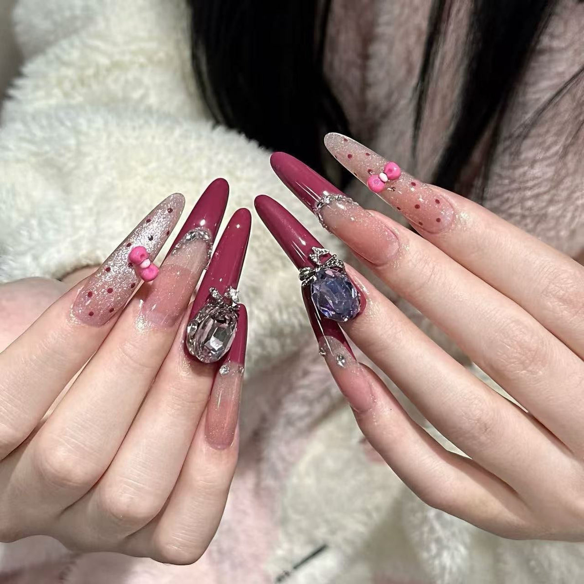 Glamorous Long Stiletto Nail Art Extensions — product view 1