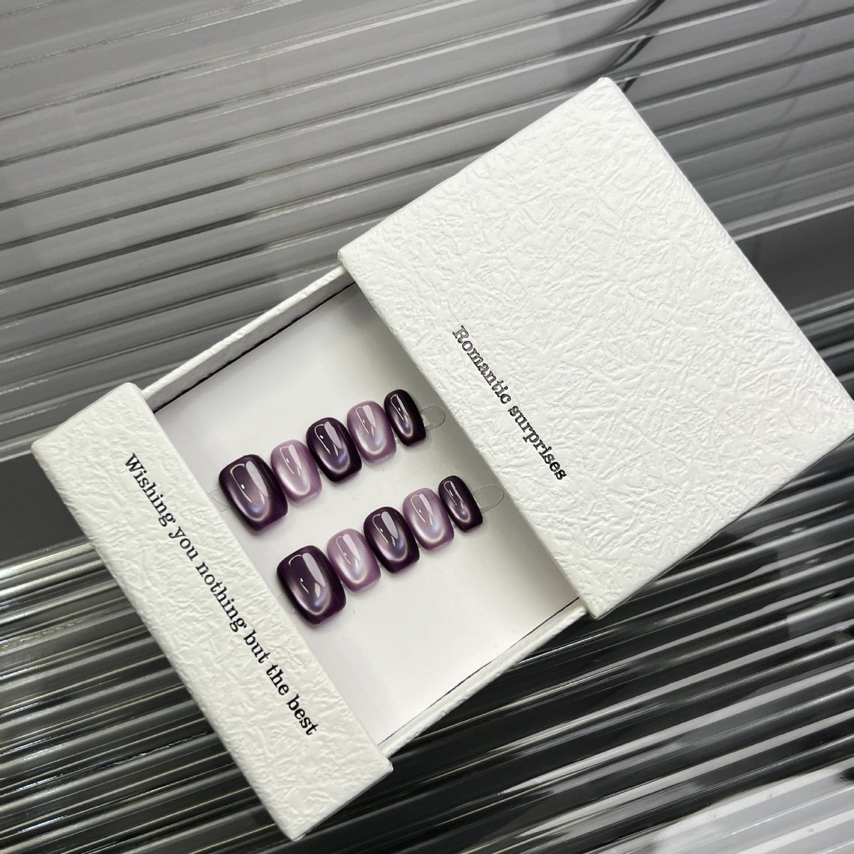 Glamorous Gradient Press-On Nail Set — product view 4