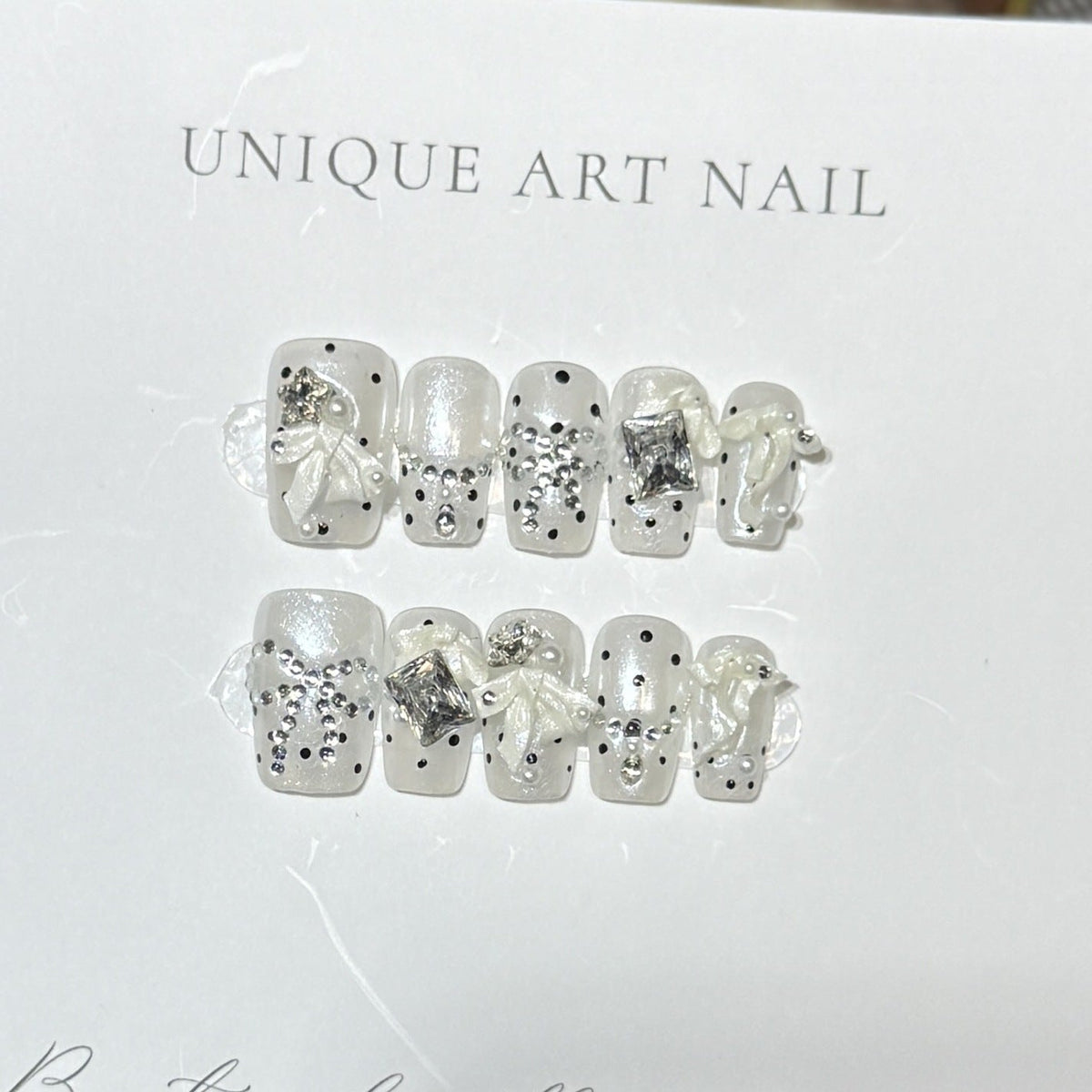 Elegant Rhinestone Bow Press-On Nail Set — product view 1