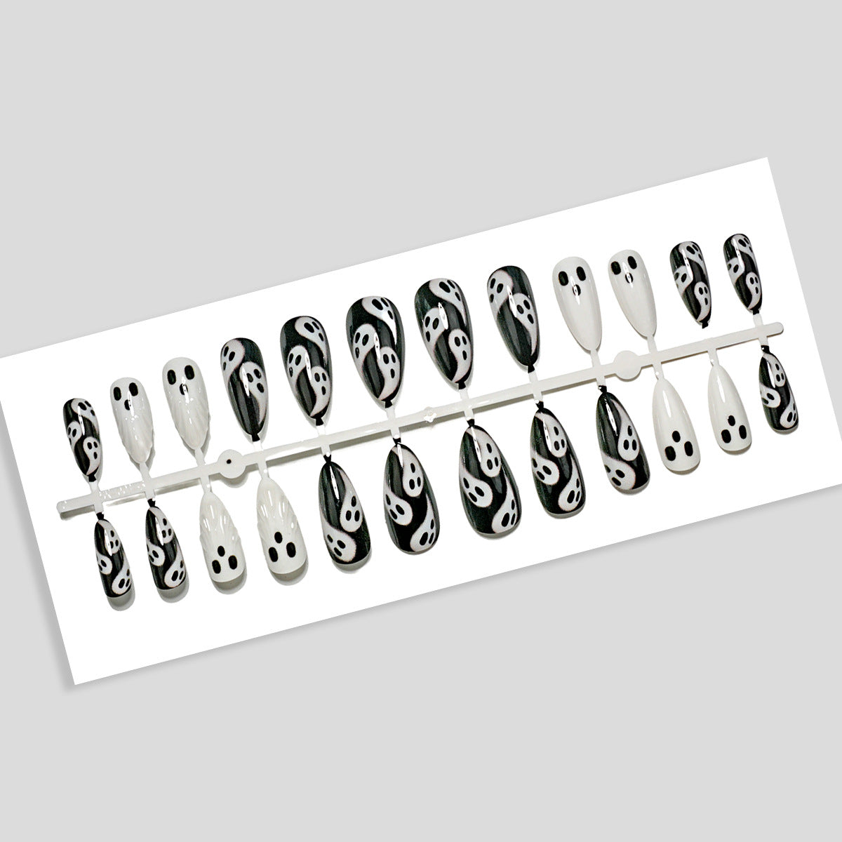 Ghost-Themed Press-On Nail Art — product view 5
