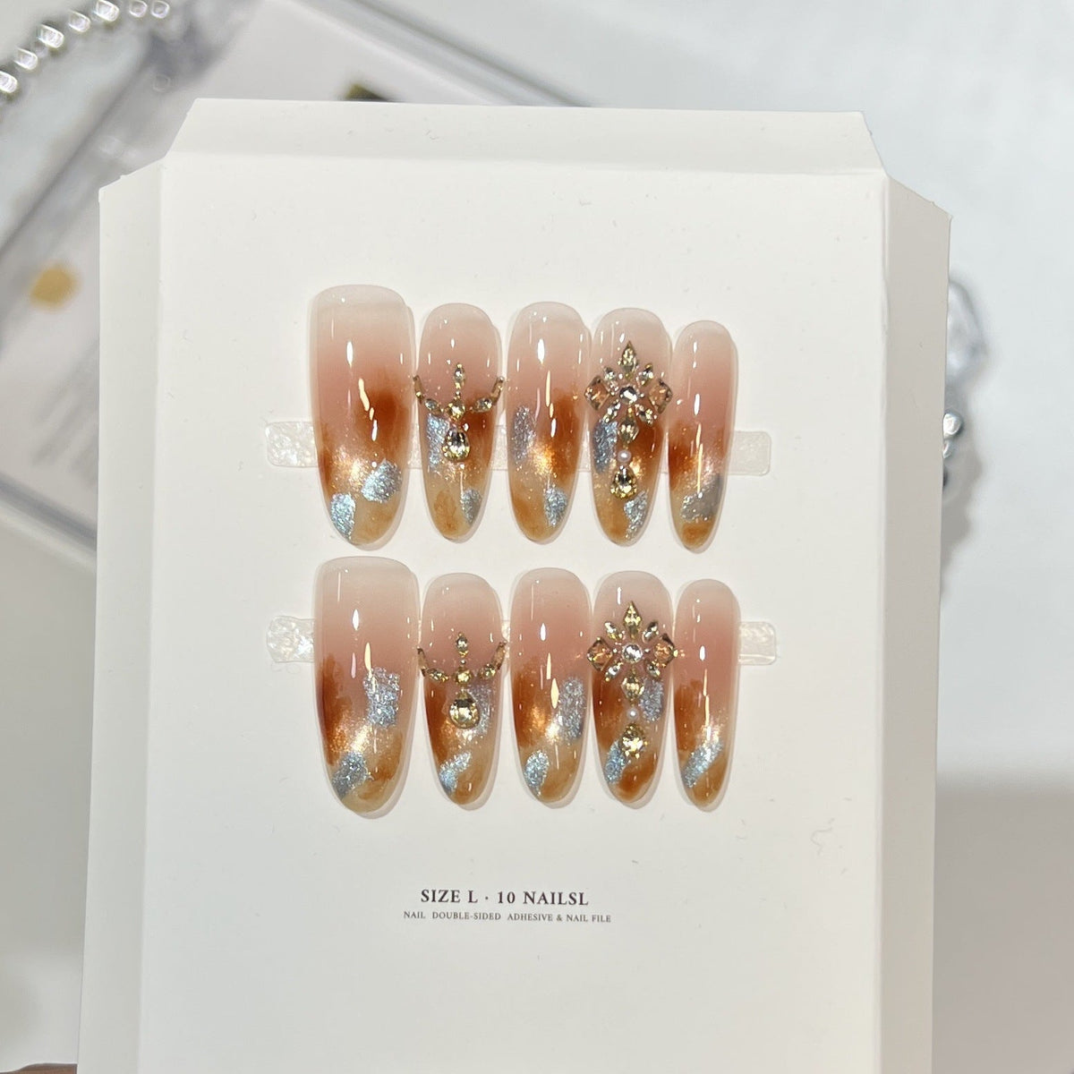 Glamorous Ombre Press-On Nail Art Set — product view 1