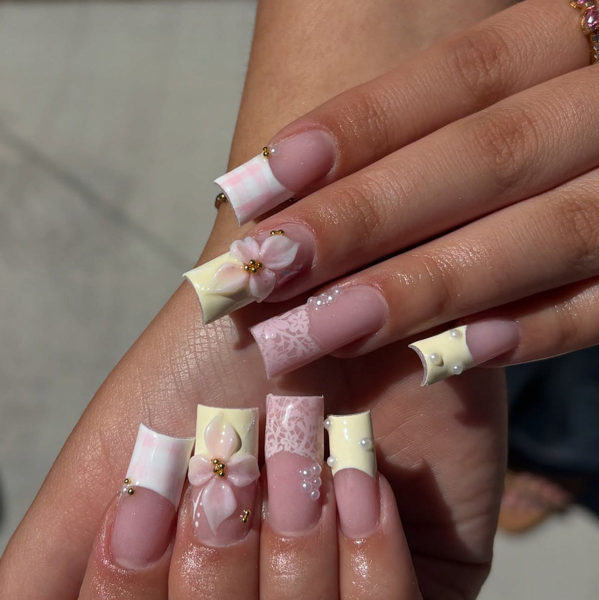 Elegant Press-On Nail Art Collection — product view 2