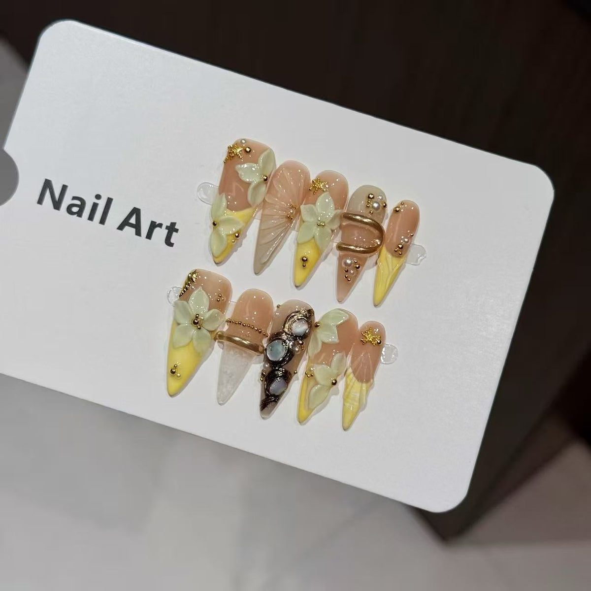 Floral-Inspired Decorative Press-On Nail Set — product view 3