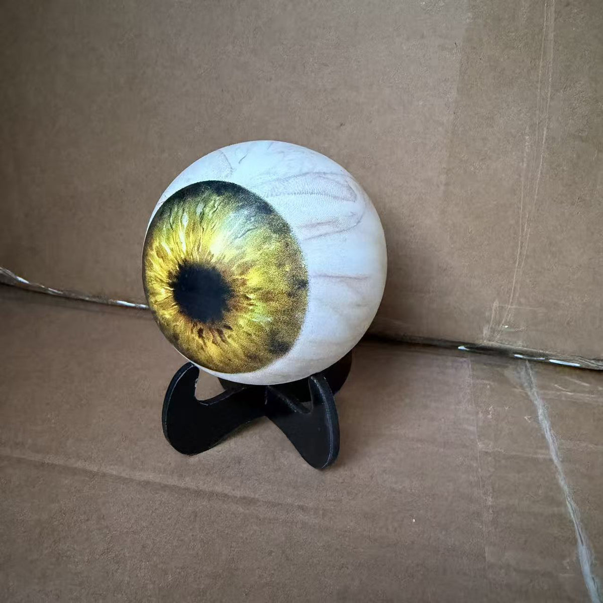 Decorative Eye Sculpture Bowlift — product view 6