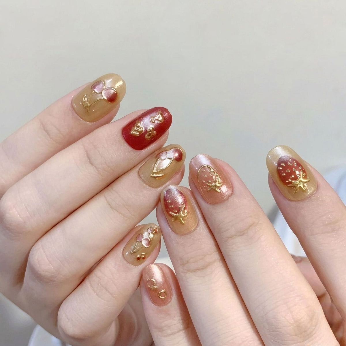 Decorative Press-On Nails — product view 2