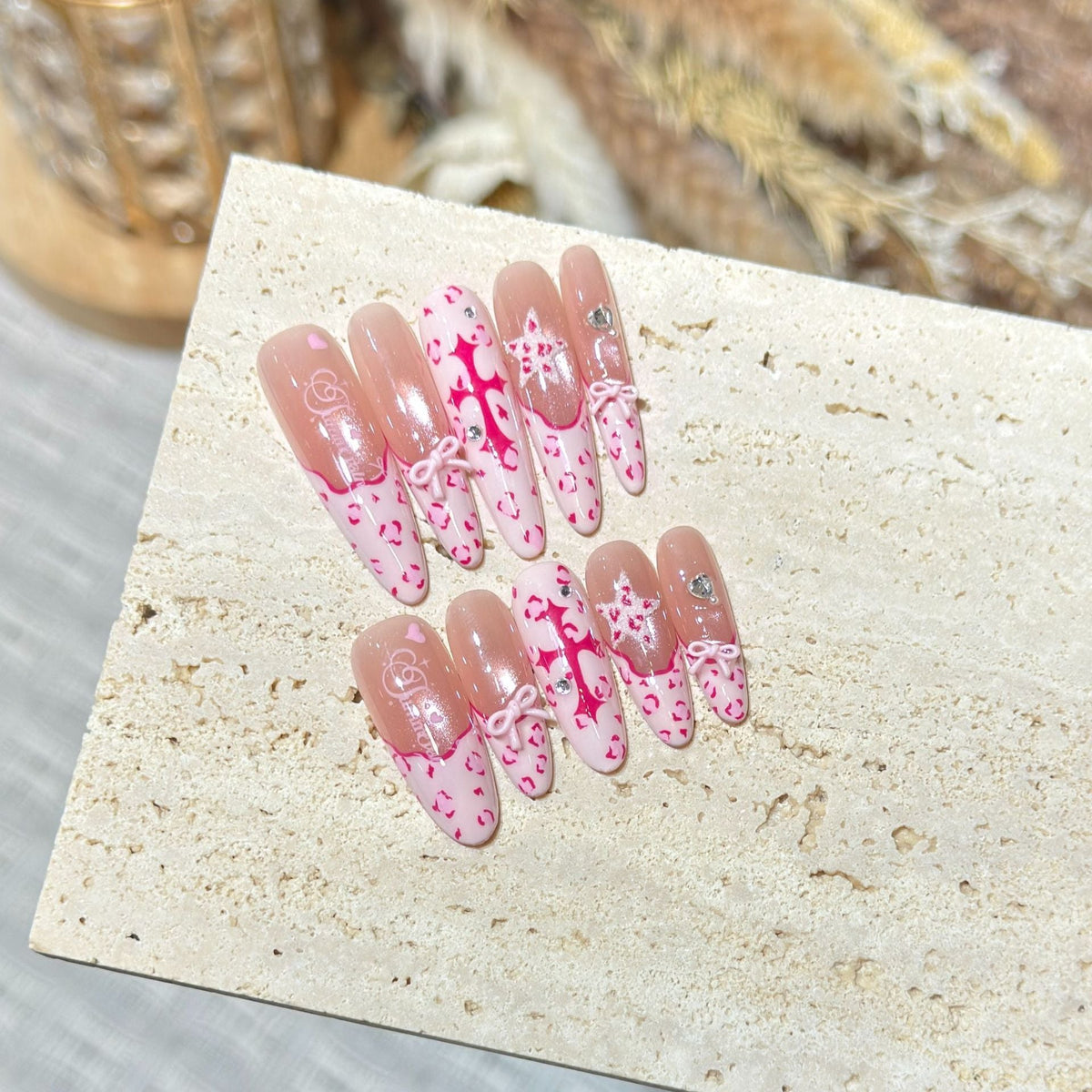 Decorative Press-On Nail Tips Set — product view 3