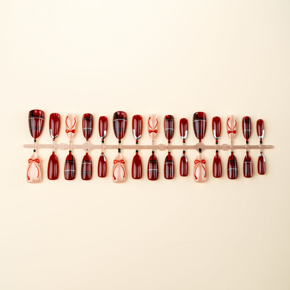 Chic Plaid Design Press-On Nail Set — product view 5