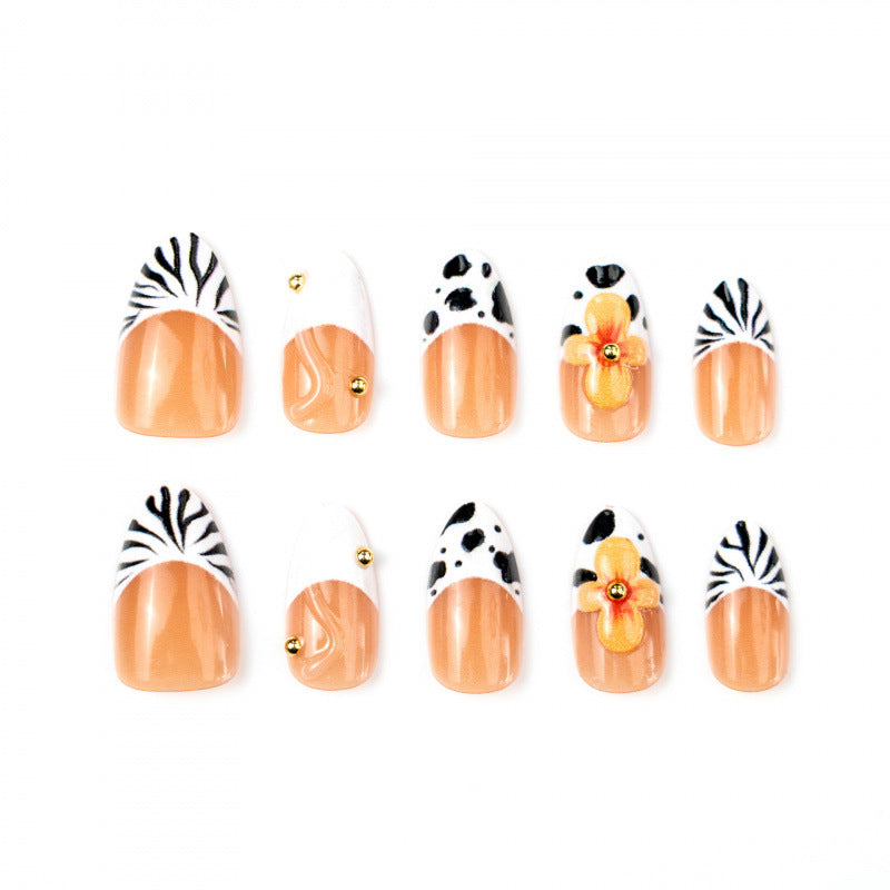 Artful Acrylic Nail Set — product view 2