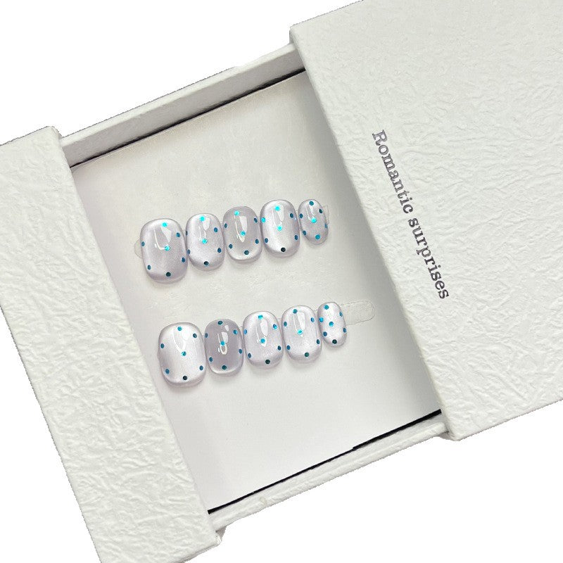 Decorative Press-On Nail Set with Romantic Accents — product view 3