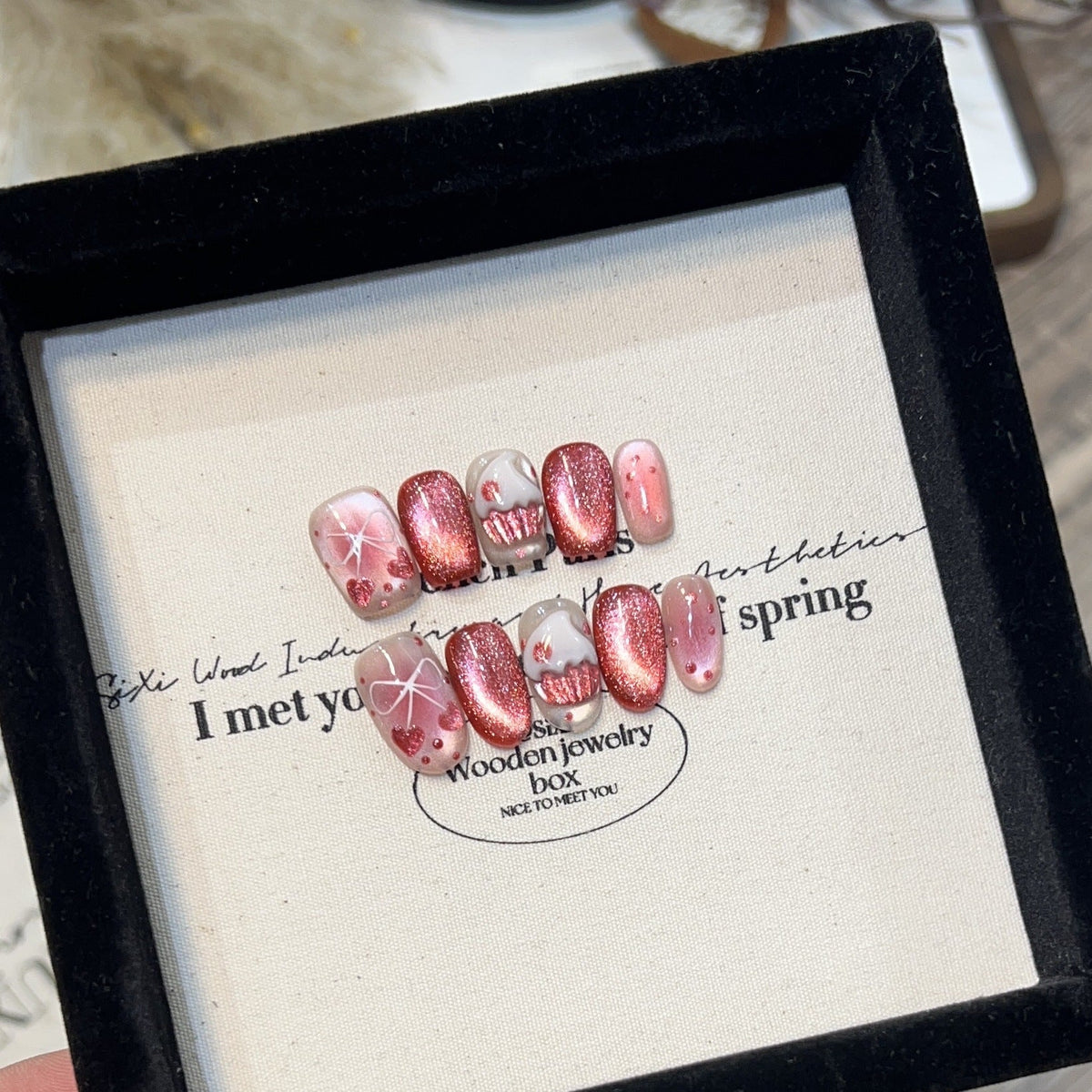 Charming Themed Press-On Nail Art Set — product view 1