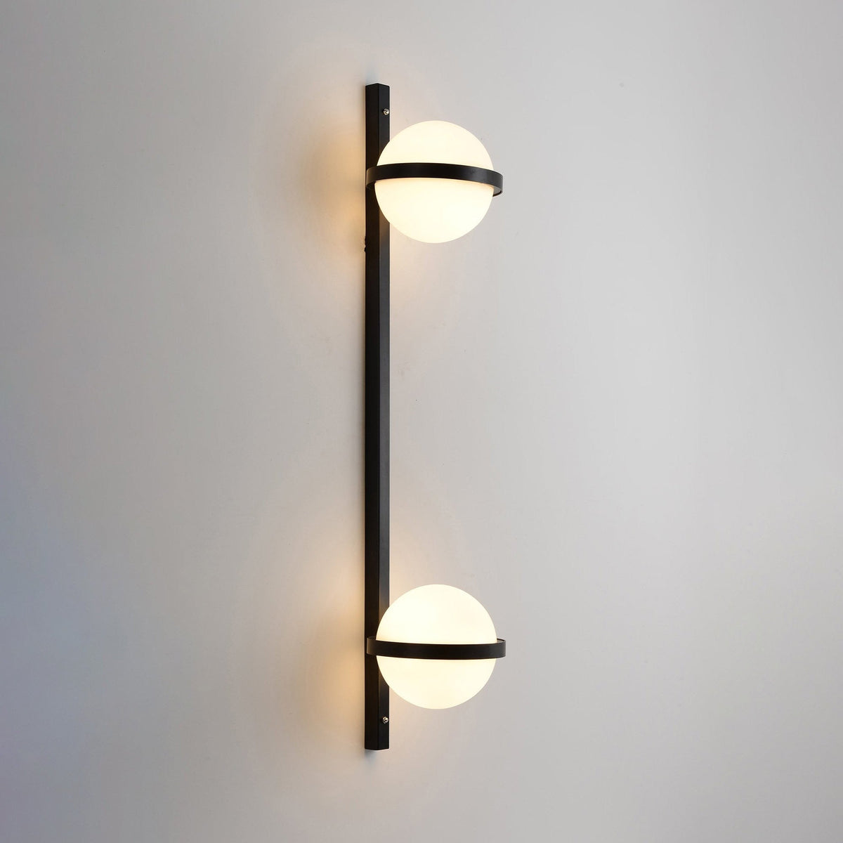 Ray Indoor & Outdoor Wall Light – Stylish Weather-Resistant Lighting for Any Space — product view 5