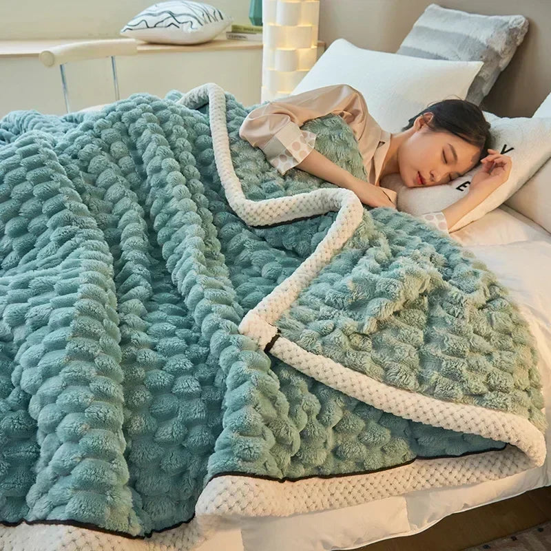 LoungeYard | Soft Flannel Autumn Blanket — product view 2
