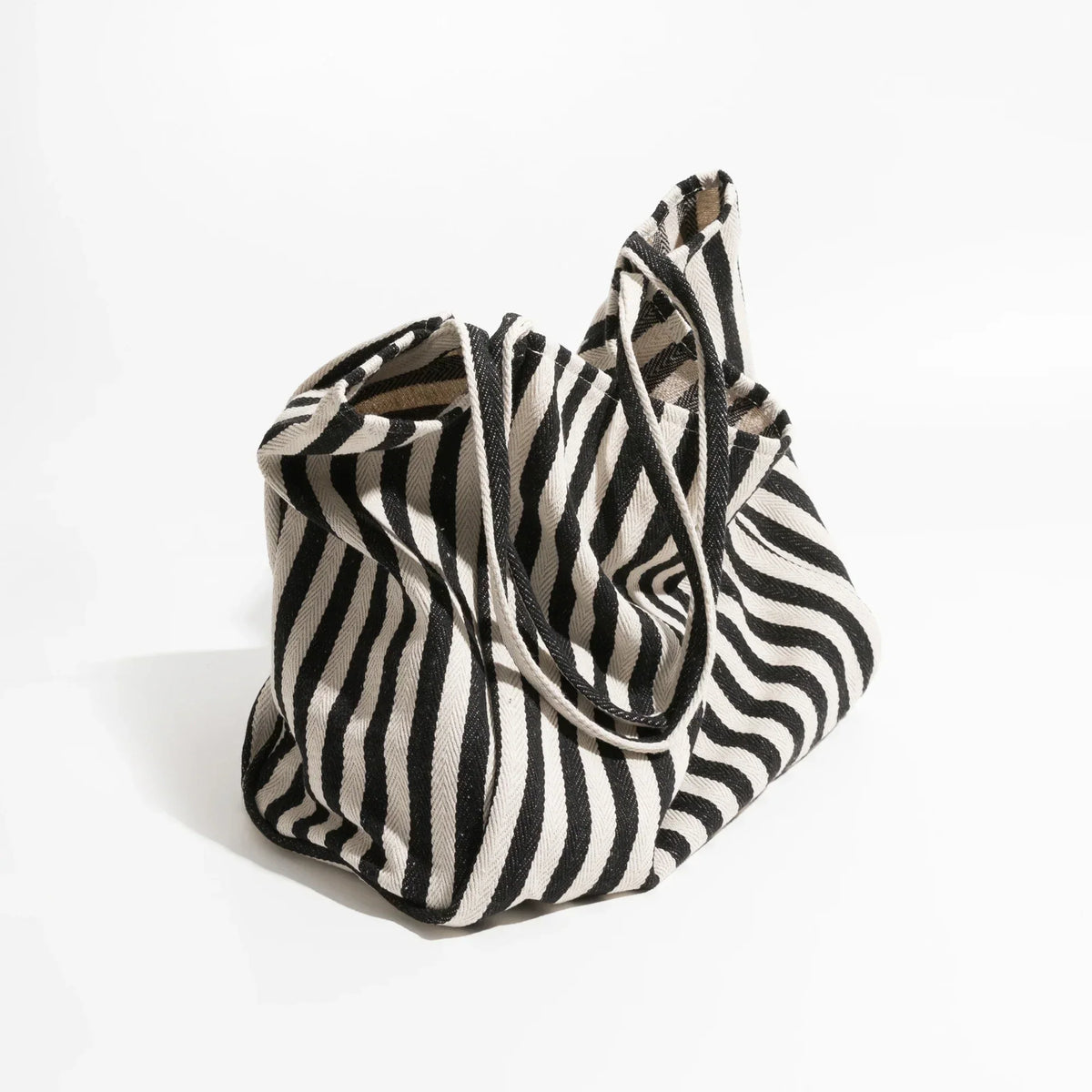 LoungeYard | Striped linen tote bag — product view 5