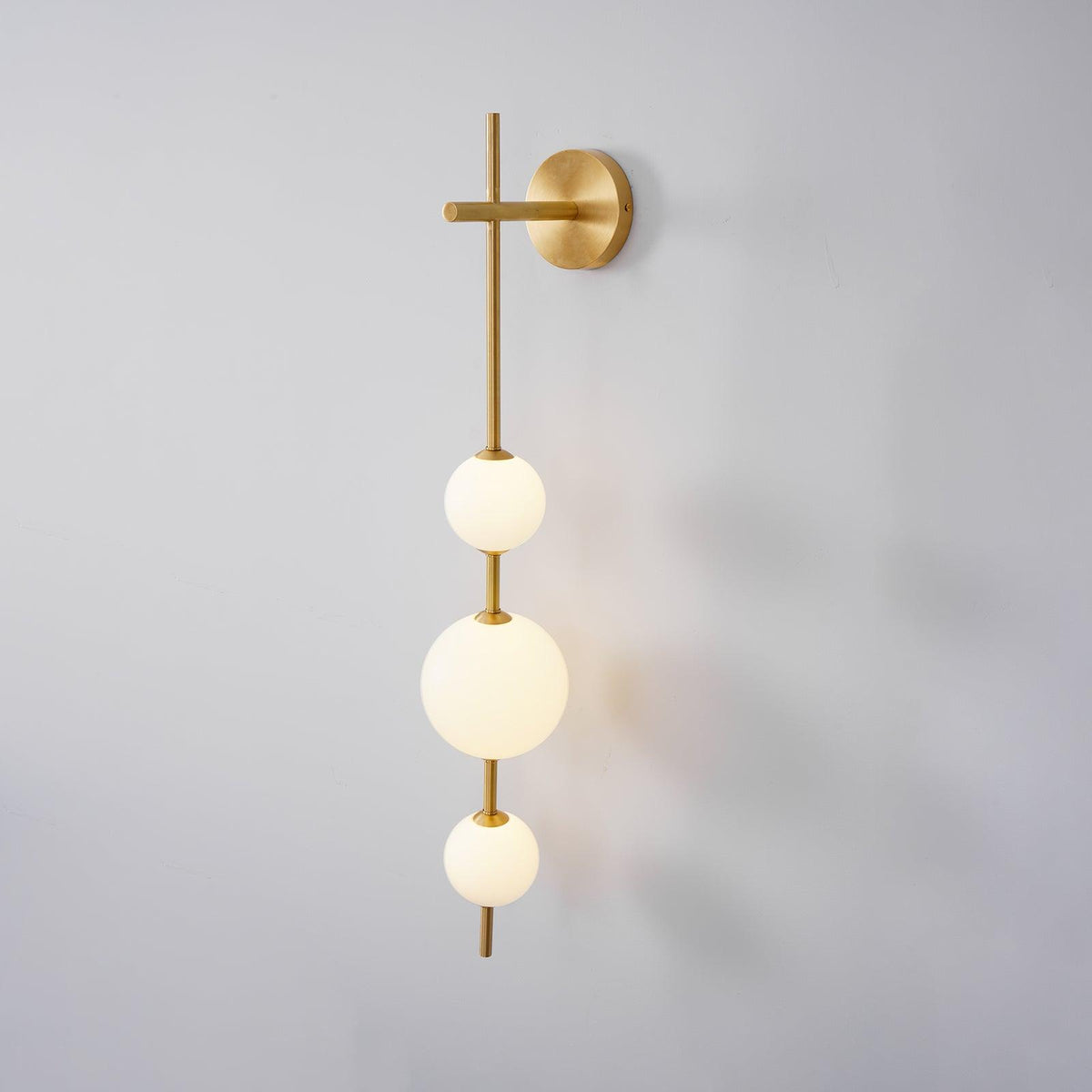 Cerin Vertical Globe Wall Lamp – Elegant Modern Lighting for Stylish Interiors — product view 5