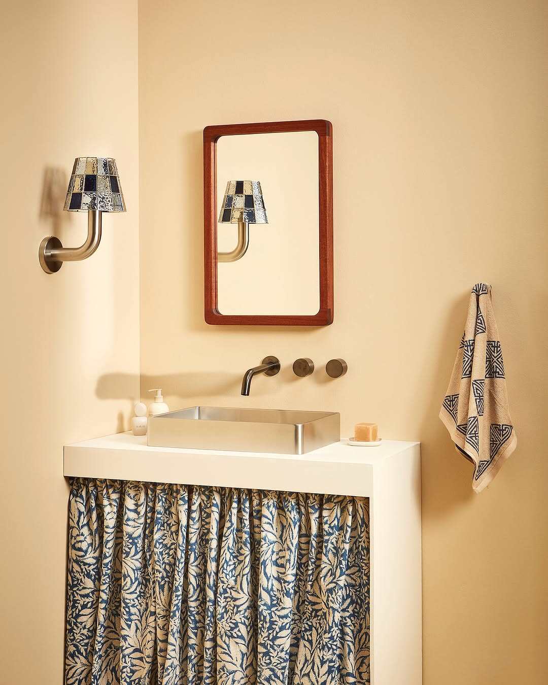 Wren Faceted Glass Wall Sconce — product view 3