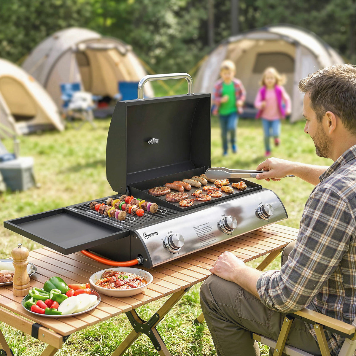 3-Burner Portable Gas Plancha Grill 8.1 kW with Griddle & Side Shelf, Black — product view 4