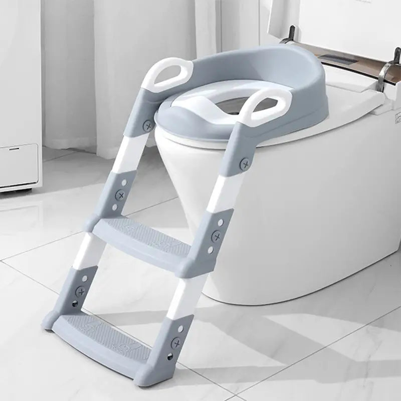 LoungeYard | PottyTrainer - Climbable Toilet Seat — product view 2