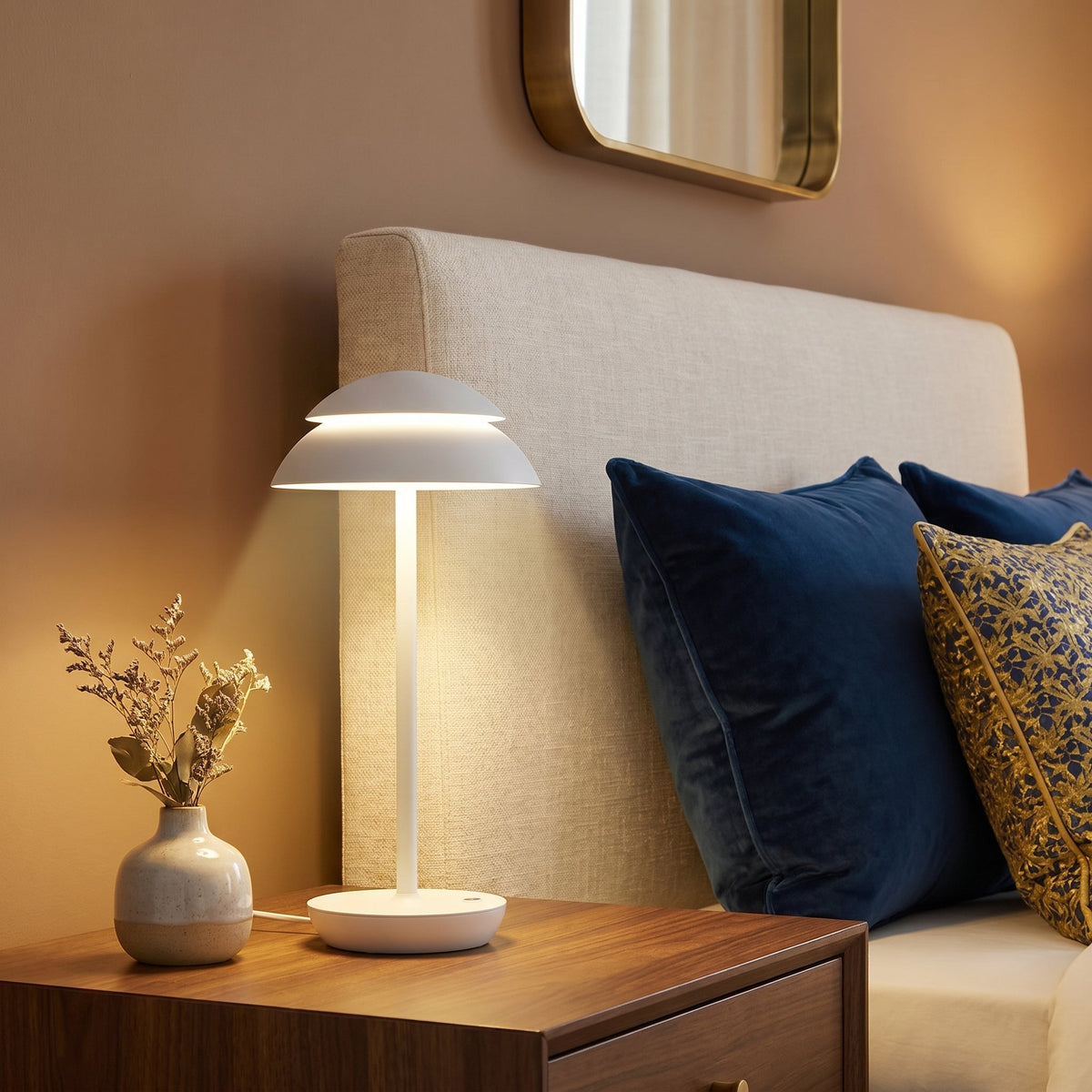 Rechargeable Table Lamp, Touch Dimming, Aluminum, Warm Light, USB-C — product view 5