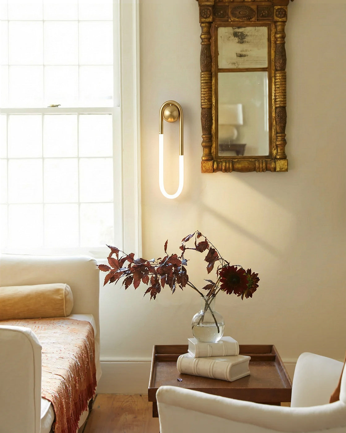 Rudi Loop Wall Lamp — product view 6
