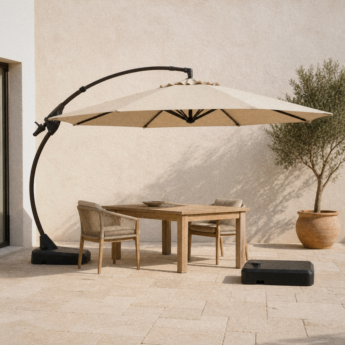 Wulfern Gyali Offset Cantilever Umbrella — product view 1