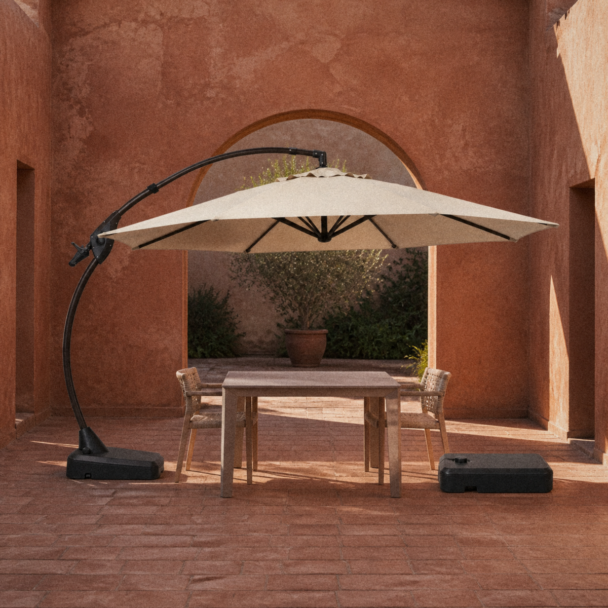 Wulfern Gyali Offset Cantilever Umbrella — product view 3