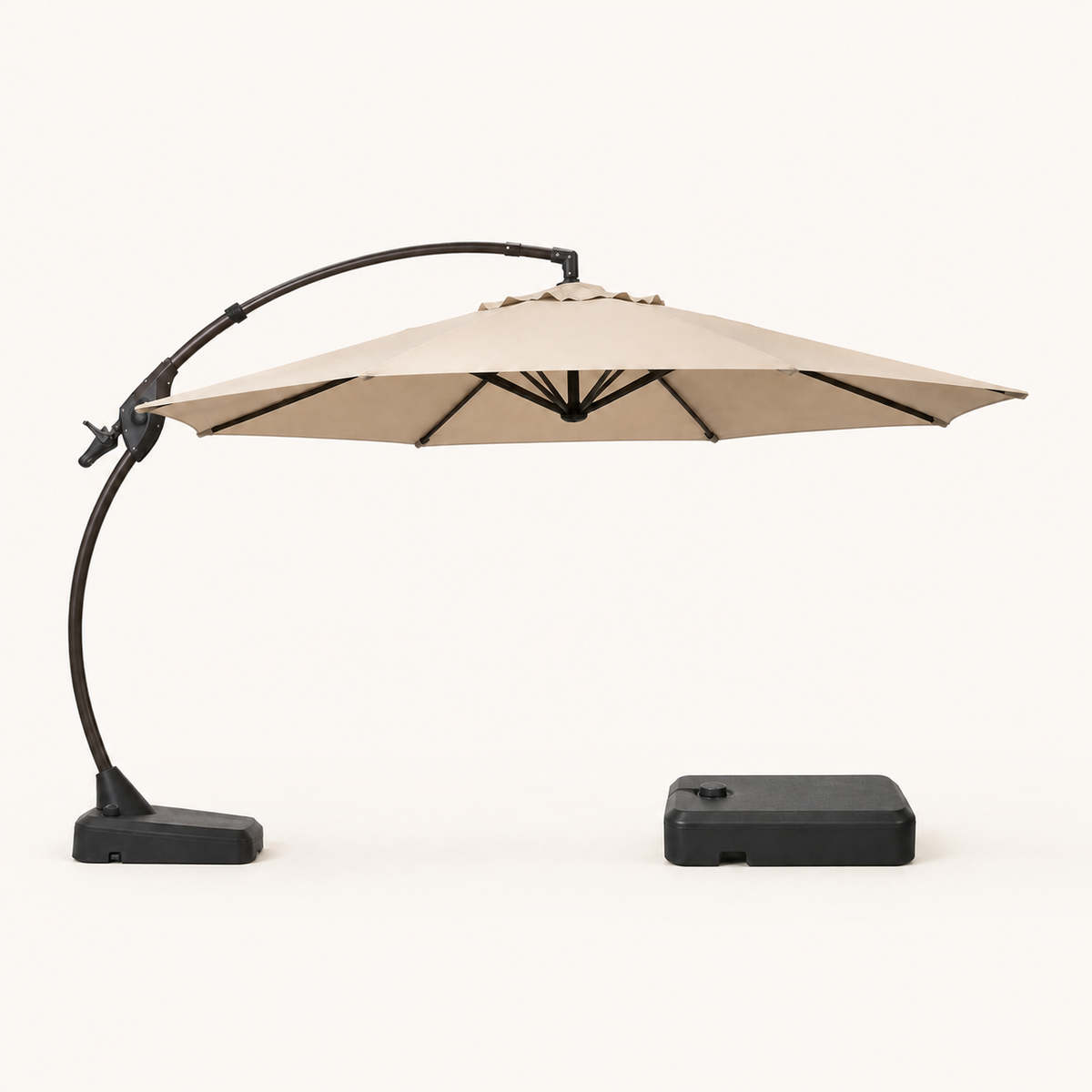 Wulfern Gyali Offset Cantilever Umbrella — product view 2