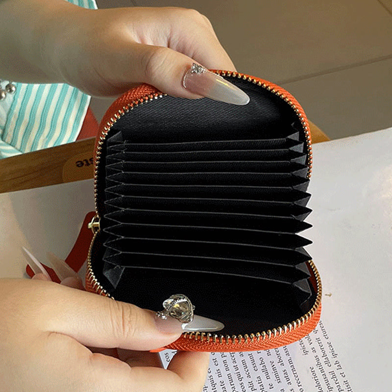 LoungeYard | Cat Multi Cardholder — product view 5