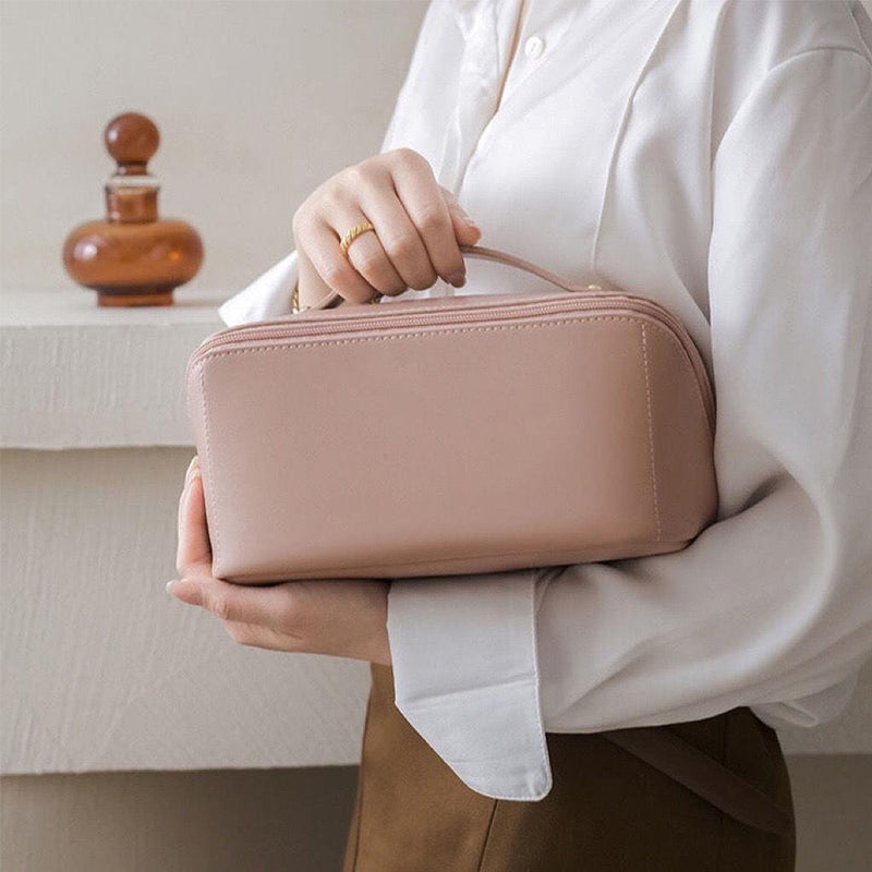 Portable travel cosmetic bag made of PU | LoungeYard — product view 3