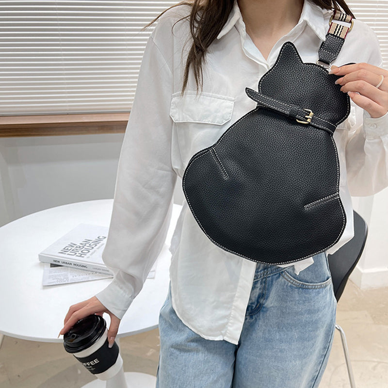 LoungeYard | Cat Shape Crossbody Bag — product view 3