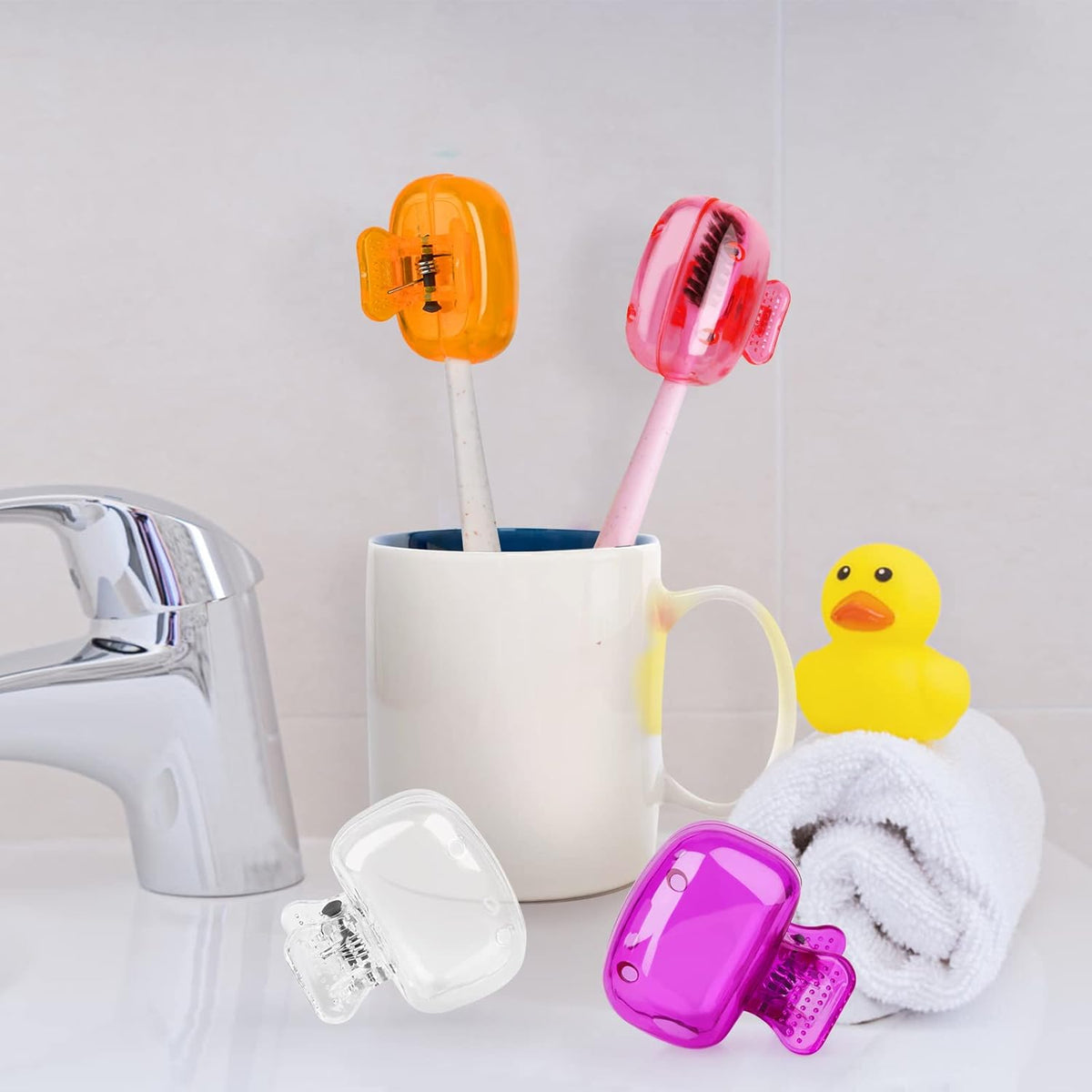 LoungeYard | BrushGuard Toothbrush Shielded Safely — product view 4