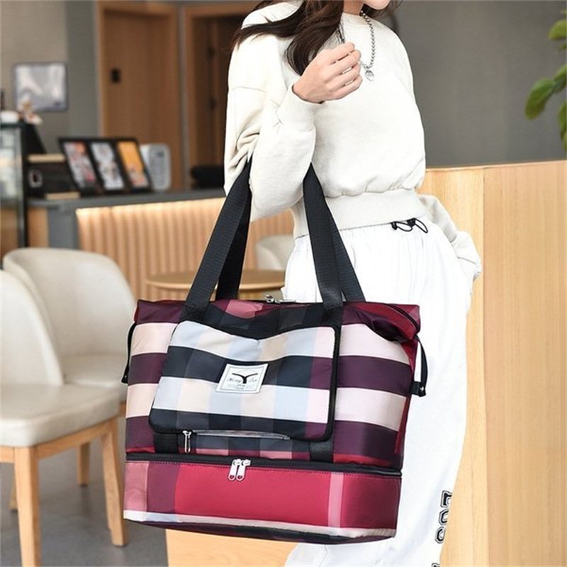 LoungeYard | Collapsible Waterproof Large Capacity Travel Handbag — product view 6