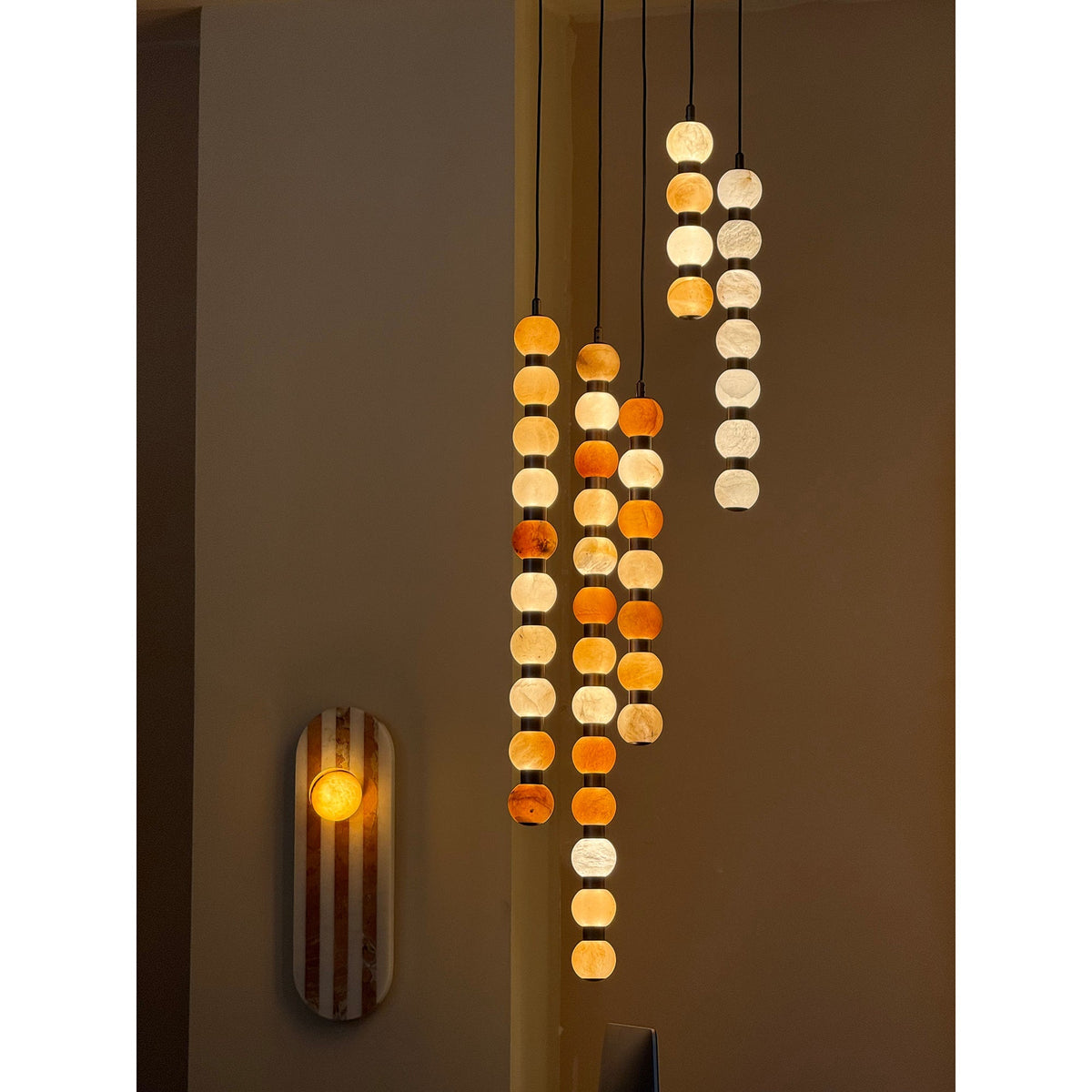 Perle Alabaster Pendant Lamp — product view 2