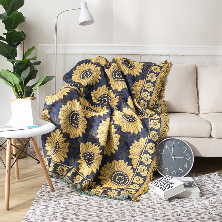 Floral Patterned Throw Blanket — product view 1