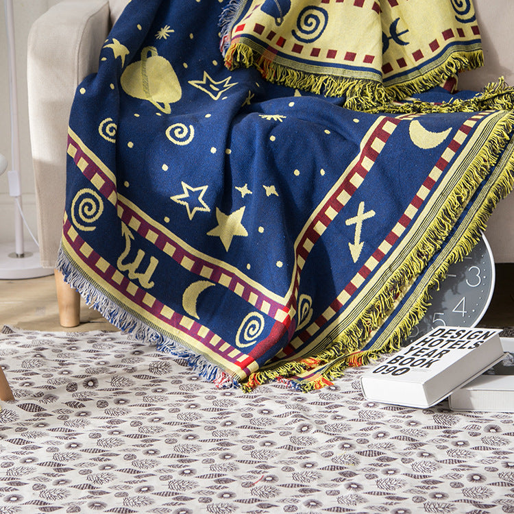 Decorative Throw Blanket — product view 2